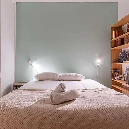 Morada Lovely Parisian Flat Rue St Honore Louvre Rivoli Paris